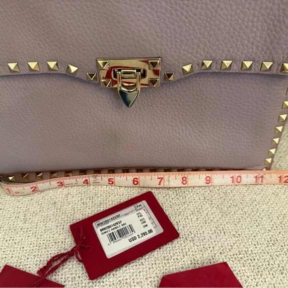 Valentino Pebbled Calfskin Rockstud Flip Lock Top Handle Bag (nude leather) - Picture 3 of 16